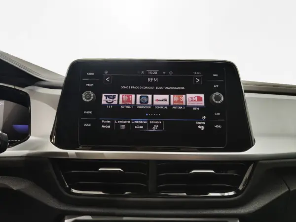 Volkswagen T-Roc 1.0 TSI 17