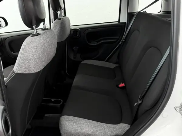Fiat Panda 1.0 Hybrid 7