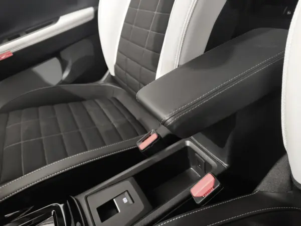 Citroen e-C3 44 kWh Autonomia Conforto Max 17