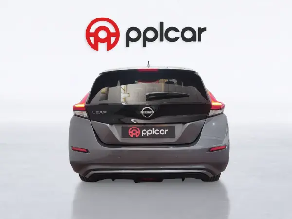 Nissan Leaf N-Connecta 6
