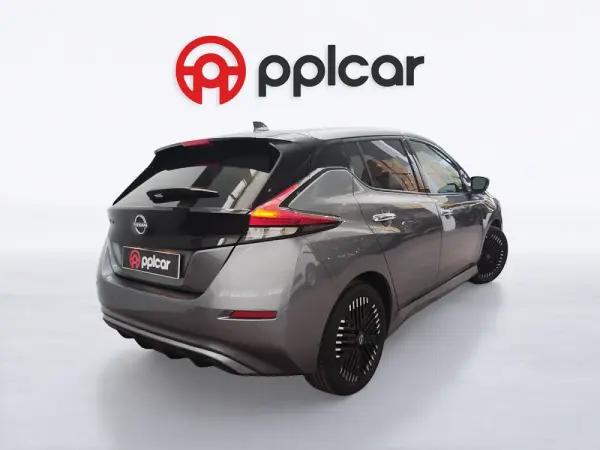 Nissan Leaf N-Connecta 5