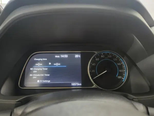 Nissan Leaf N-Connecta 14