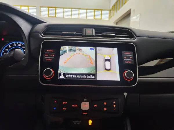 Nissan Leaf N-Connecta 18