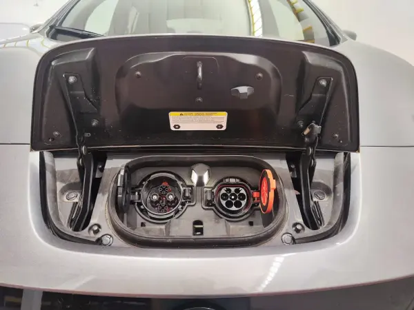 Nissan Leaf N-Connecta 26