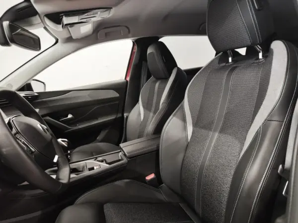 Peugeot 308 SW 1.2 PureTech Allure 9