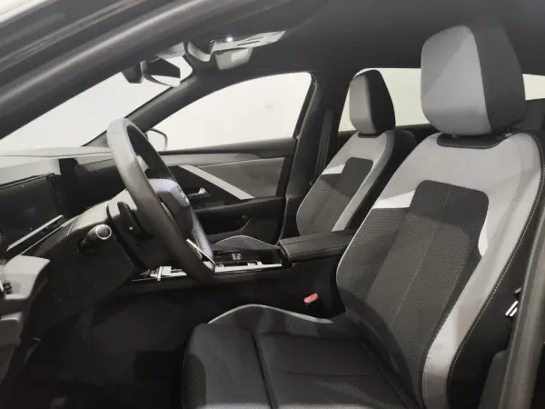 Opel Astra Sports Tourer 1.5 D Edition Aut. 13