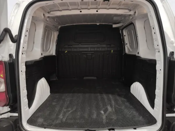 Peugeot Partner 1.6 BlueHDi Style 9