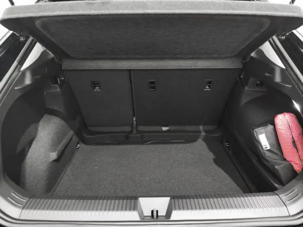 Volkswagen T-Roc 1.5 eTSI Trend DSG 27