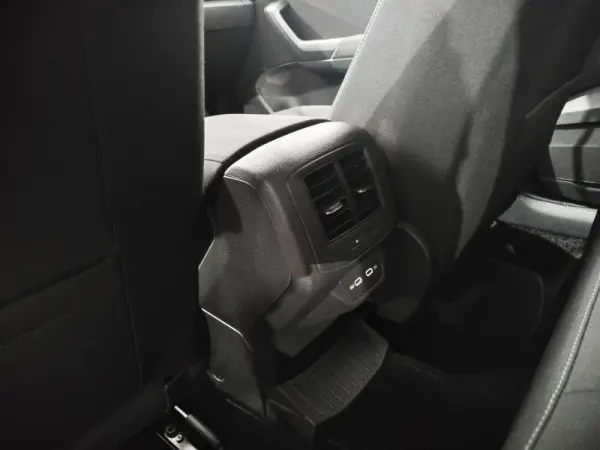 Volkswagen T-Roc 1.0 TSI 8