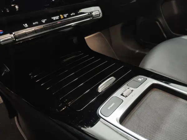 Mercedes-Benz A 200 Standard 20