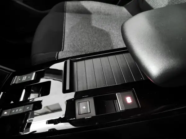 Citroen e-C4 50 kWh Feel 18