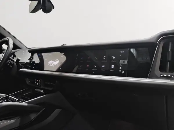 Porsche Cayenne Coupé E-Hybrid 41