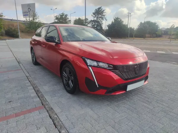 Peugeot 308 SW 1.2 PureTech Allure 4