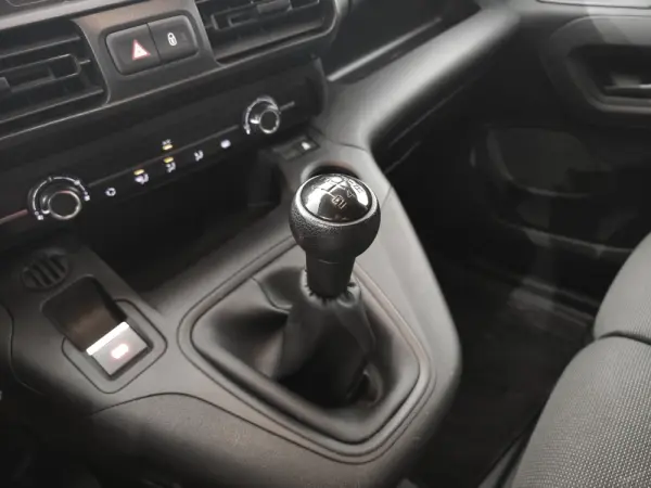 Peugeot Partner 1.6 BlueHDi Style 15