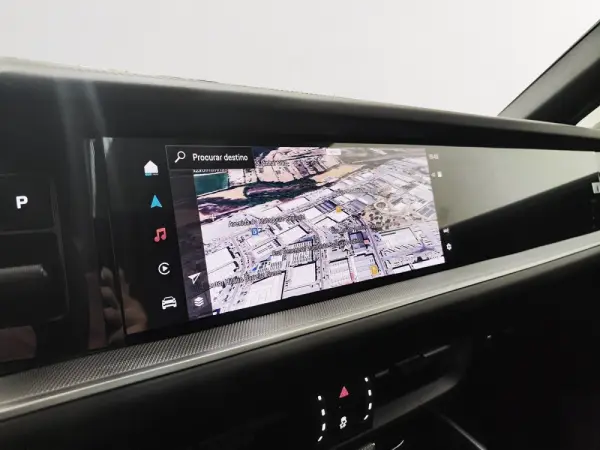 Porsche Cayenne Coupé E-Hybrid 26