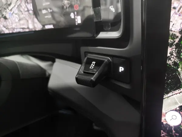 Porsche Cayenne Electric 18