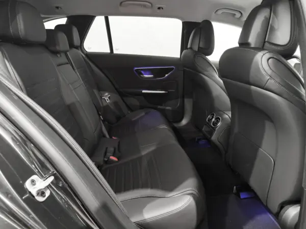 Mercedes-Benz C 300 e AMG Line 27
