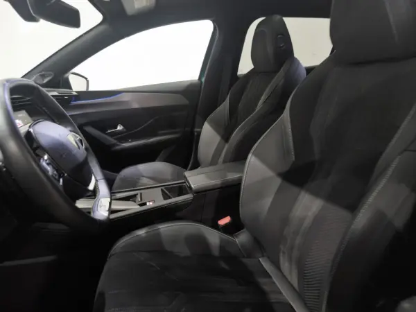 Peugeot 408 1.6 Hybrid GT e-EAT8 13