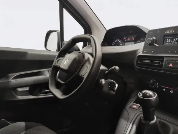 Peugeot Partner 1.6 BlueHDi Style 23