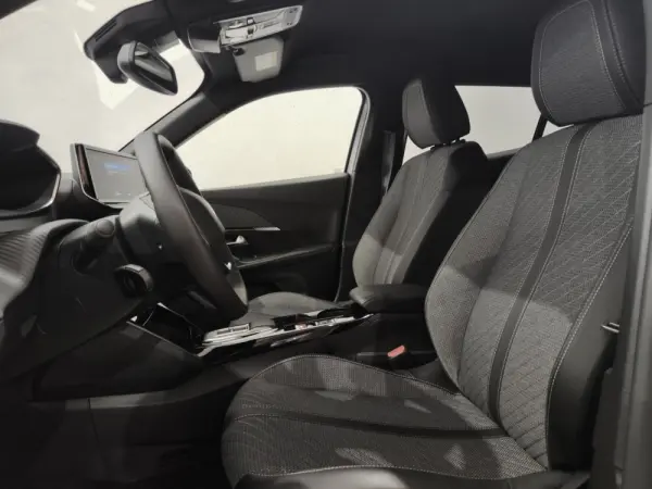 Peugeot e-2008 54 kWh Allure 9
