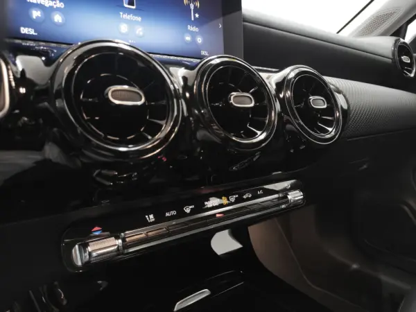 Mercedes-Benz A 200 Standard 19