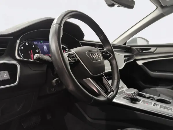 Audi A6 Avant 40 TDI Sport S tronic 15