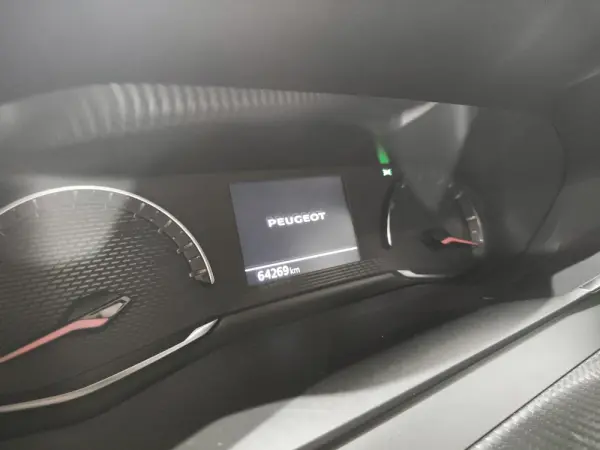 Peugeot 208 1.2 PureTech Active Pack 13