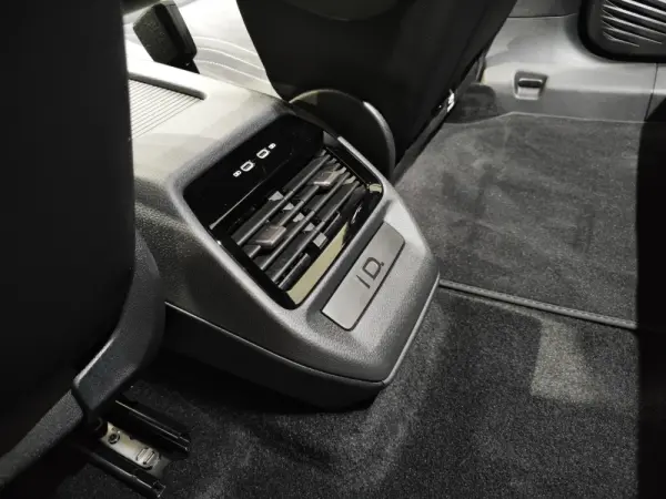 Volkswagen ID.4 77 kWh Pro 5