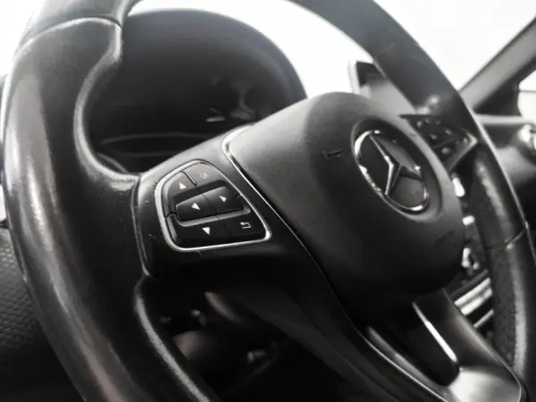 Mercedes-Benz A 180 d 11