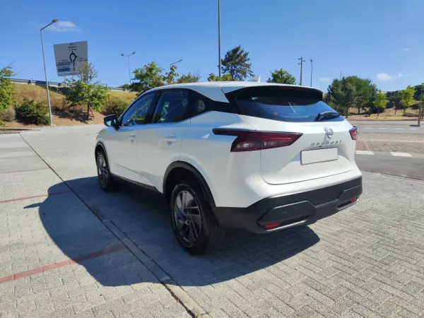 Nissan Qashqai 1.3 DIG-T Acenta 6