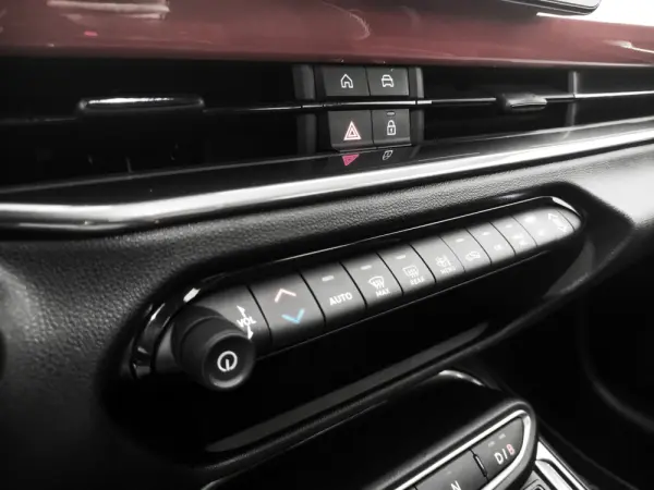 Fiat 600e 54 kWh (RED) 15