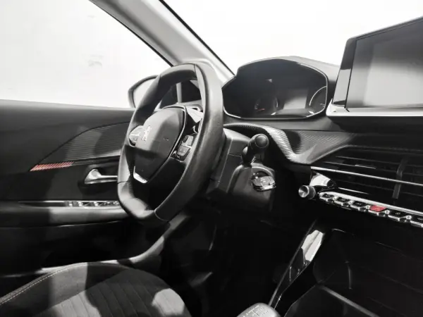 Peugeot 208 1.2 PureTech Active 5