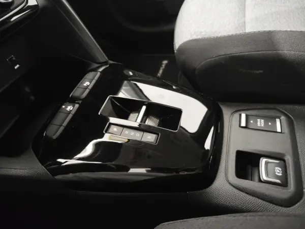 Opel Corsa-e 50 kWh 16