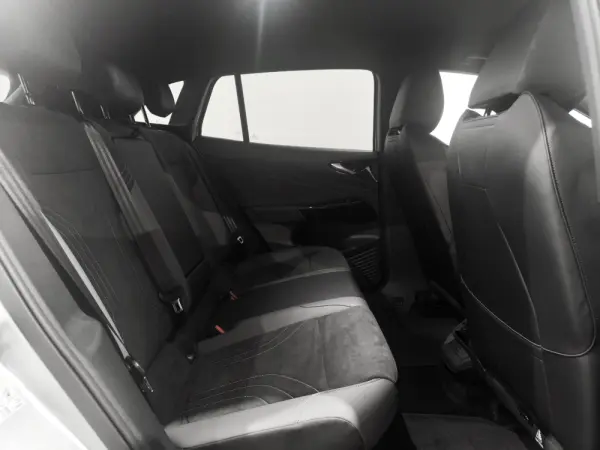 Volkswagen ID.4 79 kWh Pro 29
