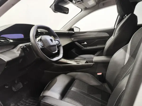 Peugeot 308 SW 1.2 PureTech Allure EAT8 12