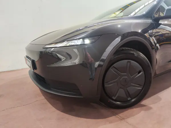 Tesla Model Y Tração Traseira 4