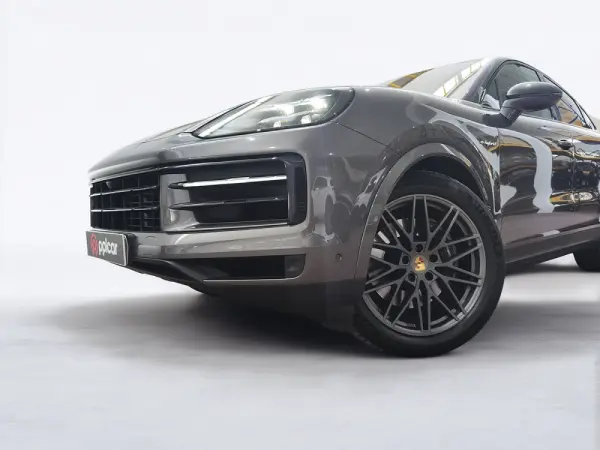 Porsche Cayenne Coupé E-Hybrid 3