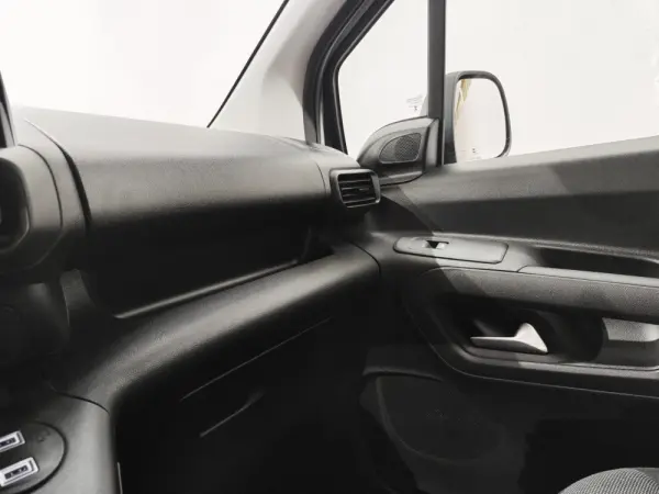 Fiat e-Dobló 50 kWh 15