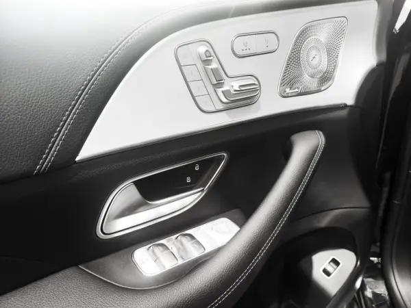 Mercedes-Benz GLE 350 de 4Matic 11