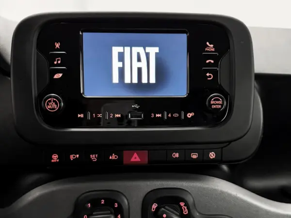 Fiat Panda 1.0 Hybrid 8