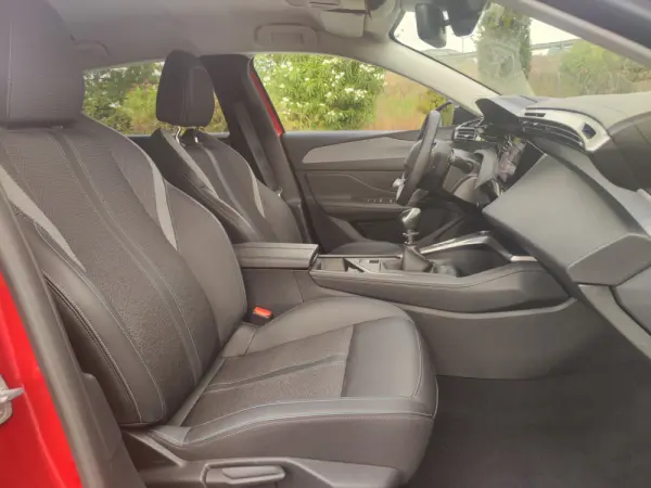 Peugeot 308 SW 1.2 PureTech Allure 10