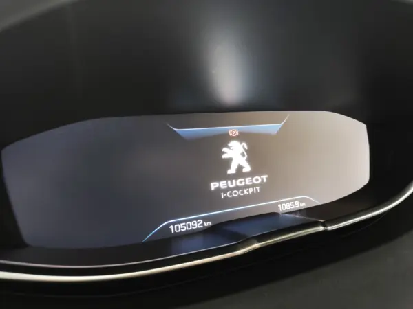 Peugeot 3008 1.5 BlueHDi Active 10