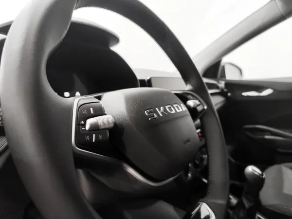 Skoda Fabia 1.0 TSI Selection 10