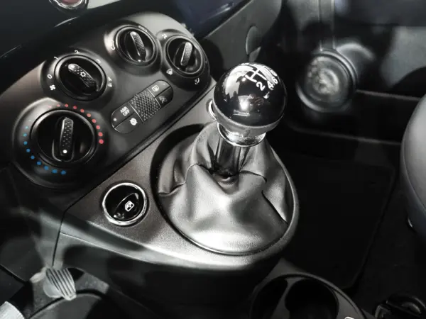 Fiat 500 1.0 Hybrid 10