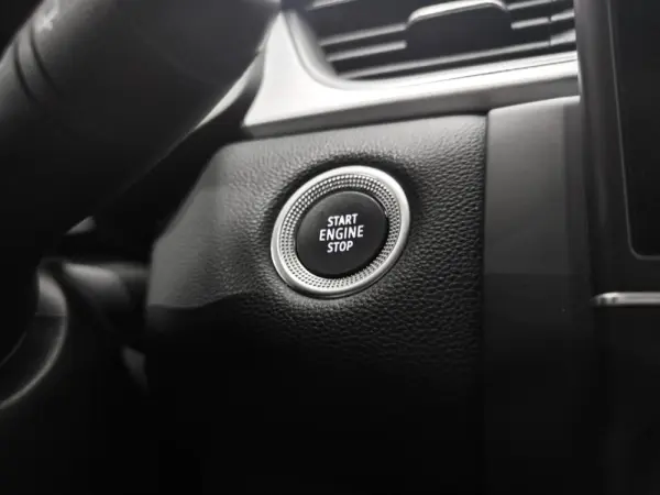 Renault Captur 1.0 TCe Techno 17