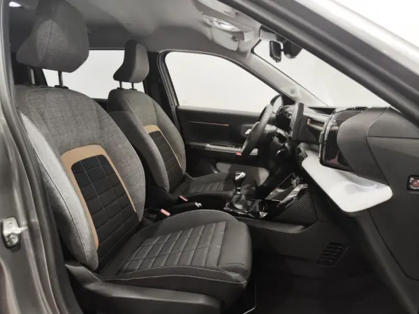 Citroen C3 Aircross 1.2 PureTech Plus 26