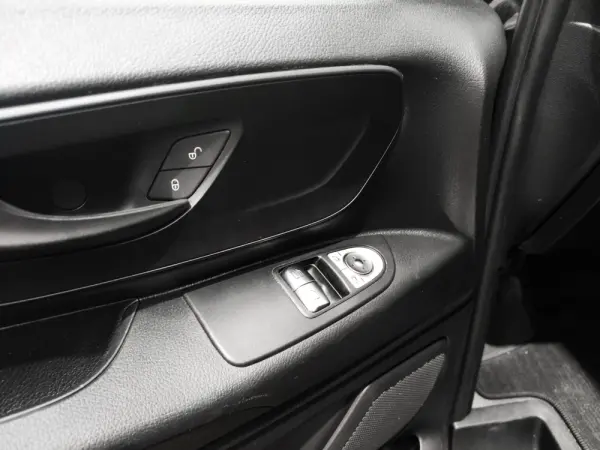 Mercedes-Benz Vito Tourer 114 CDi/32 Pro 7