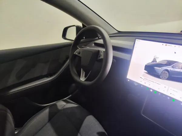 Tesla Model Y Tração Traseira 31