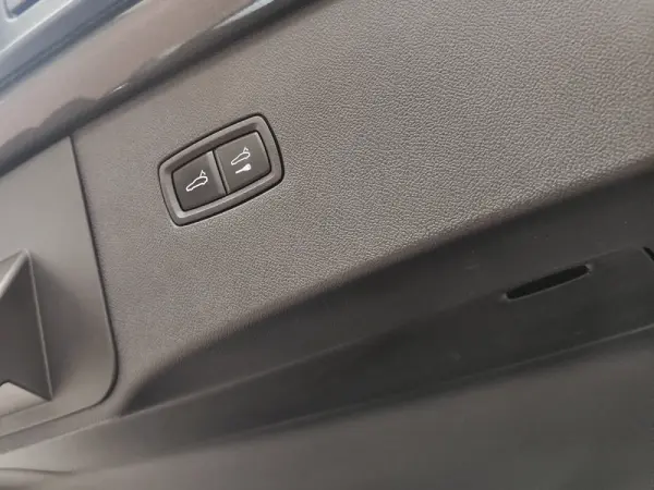 Porsche Cayenne Coupé E-Hybrid 35