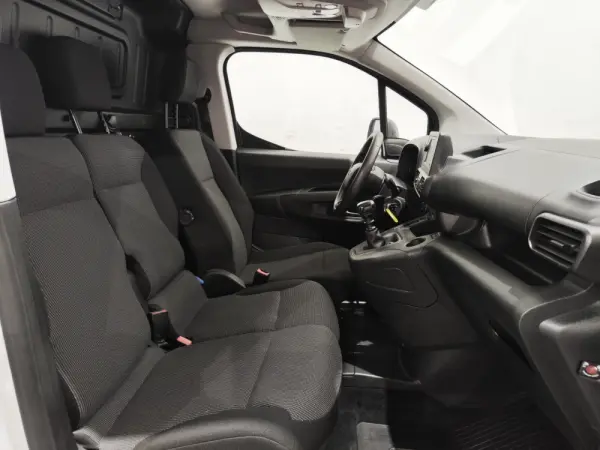 Toyota Proace City Verso 1.5D L1 Comfort 8